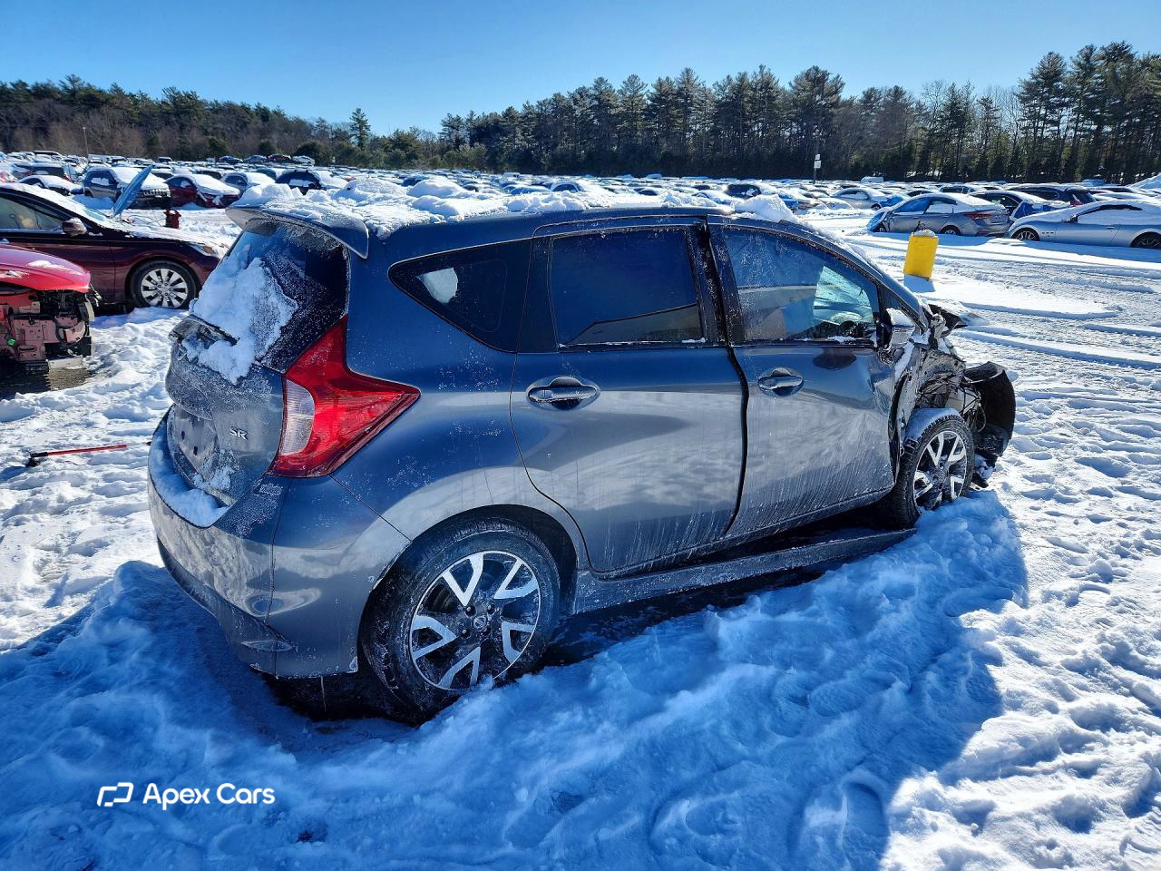 Nissan Versa 2016