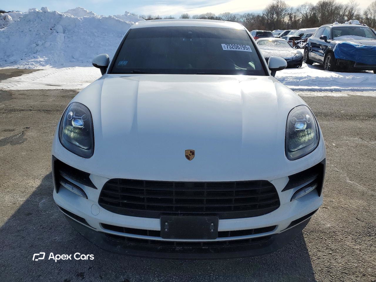 Porsche Macan 2021