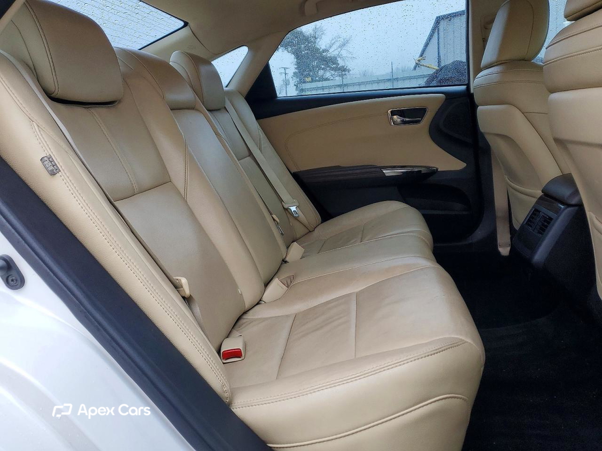 Toyota Avalon 2013