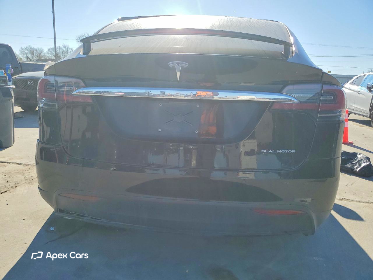 Tesla Model X 2020