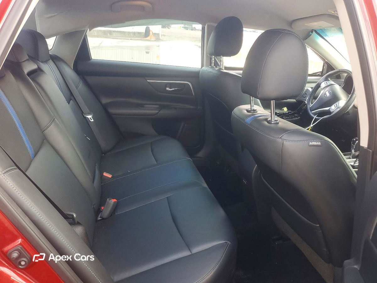 Nissan Altima 2018