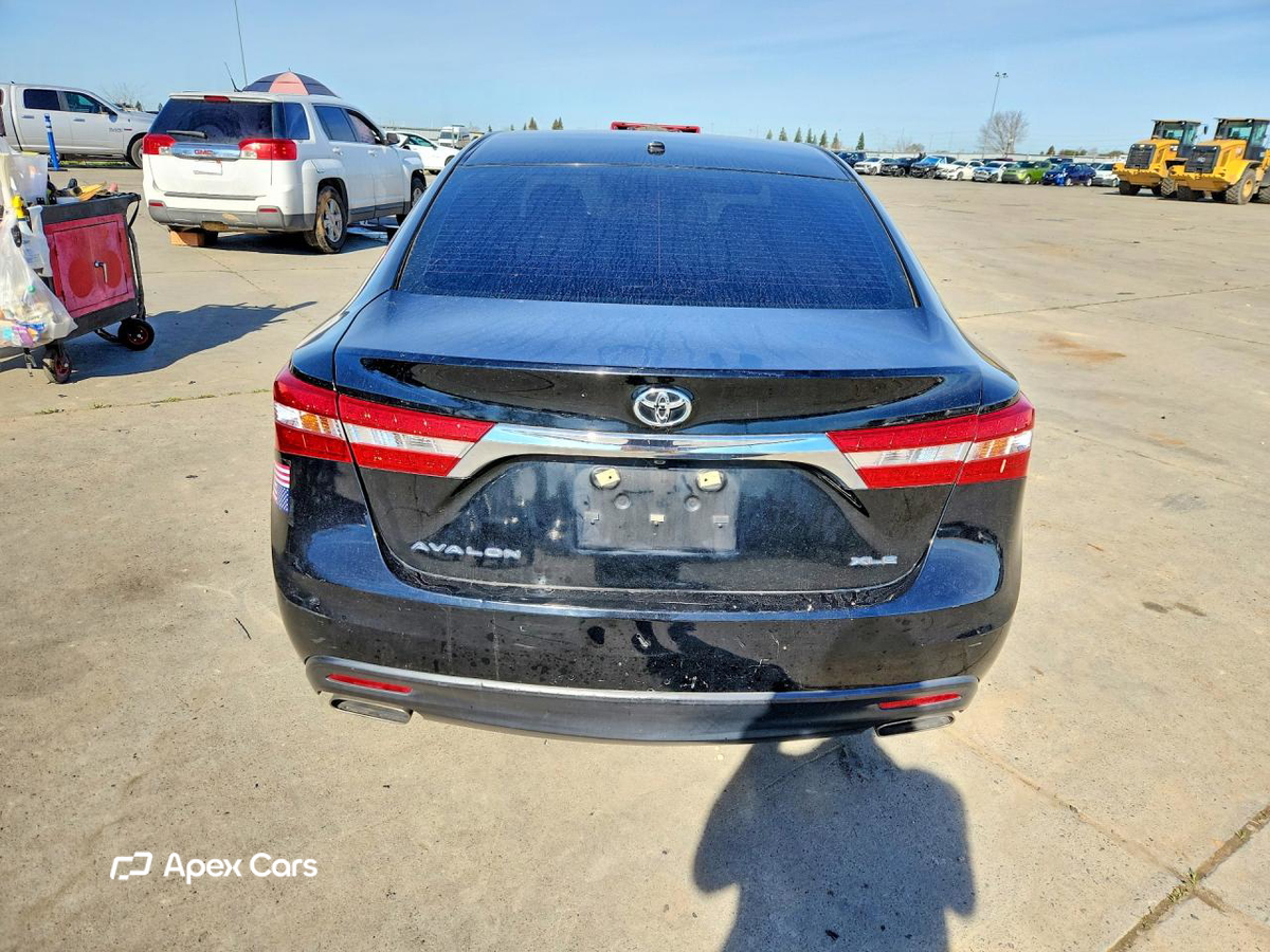 Toyota Avalon 2015