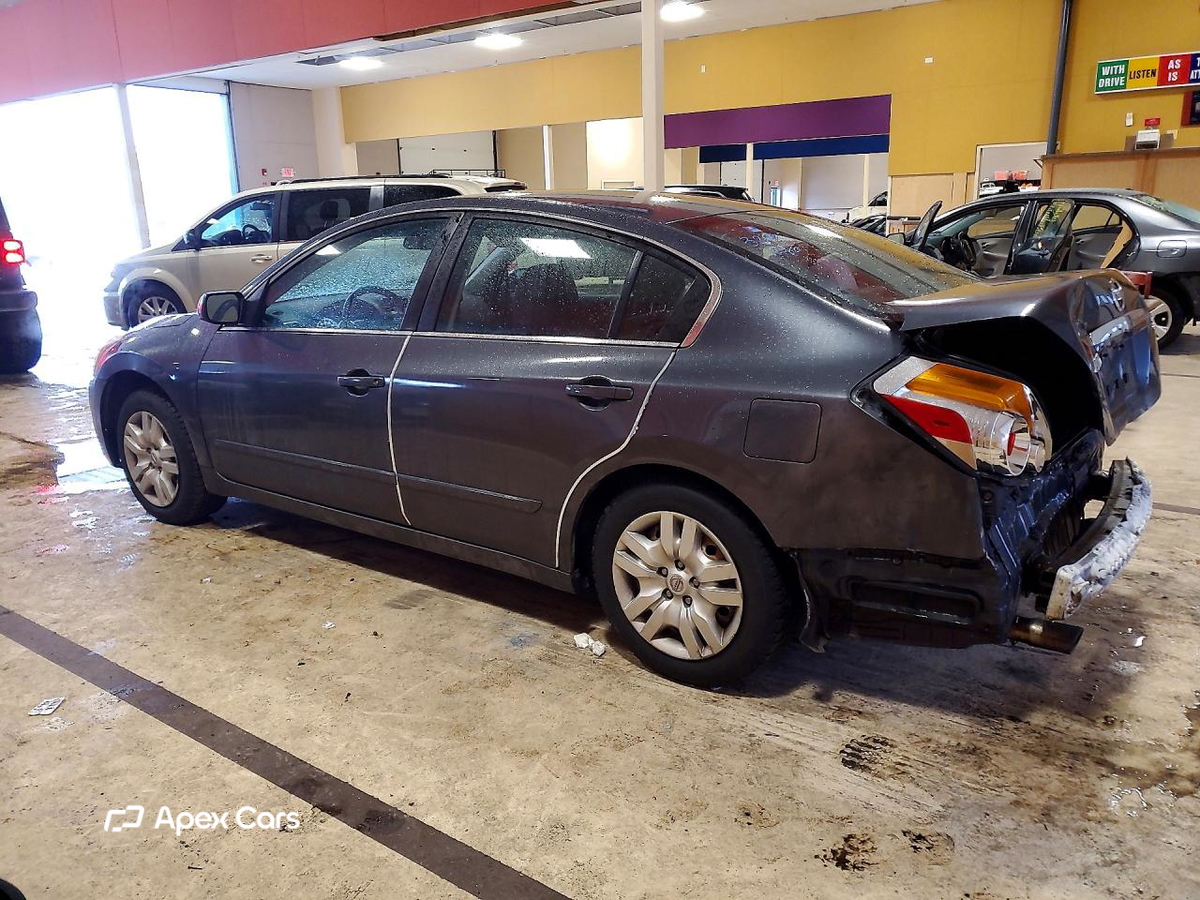 Nissan Altima 2011