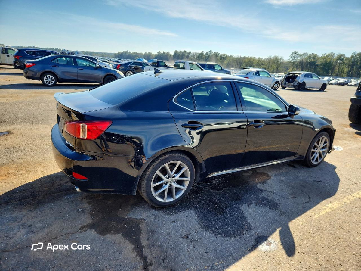 Lexus IS 2013