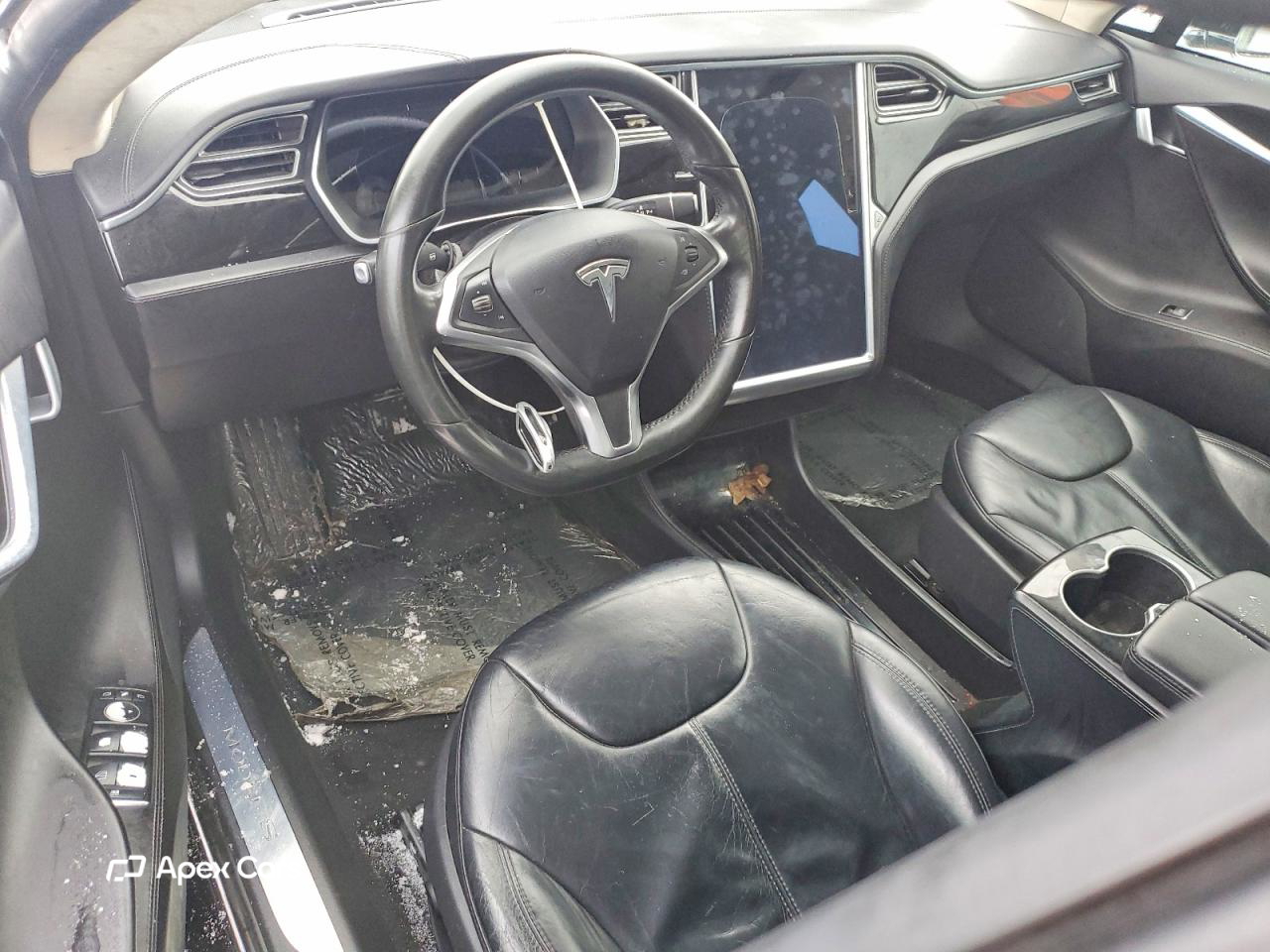Tesla Model S 2015