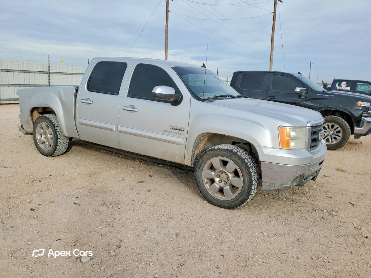 GMC Sierra 2010