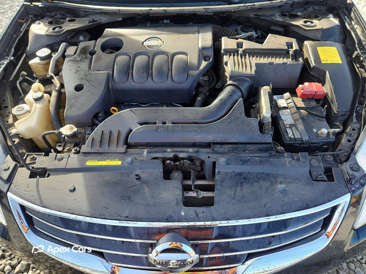 Nissan Altima 2012