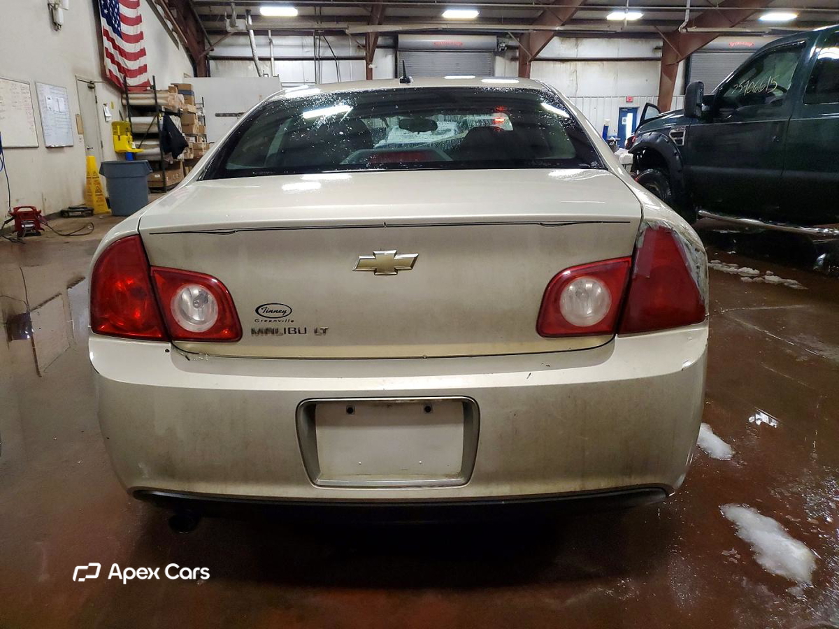 Chevrolet Malibu 2010
