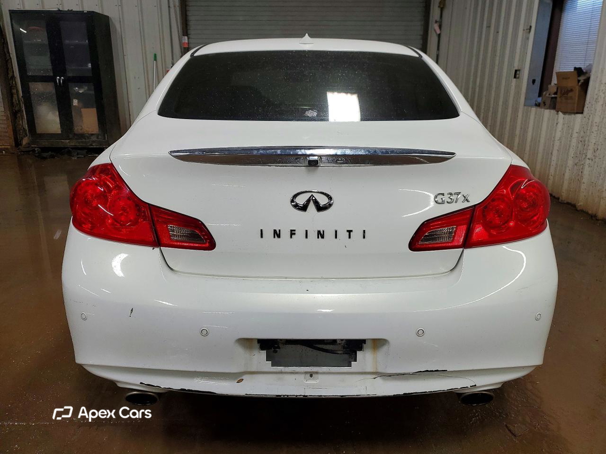 Infiniti G 2010