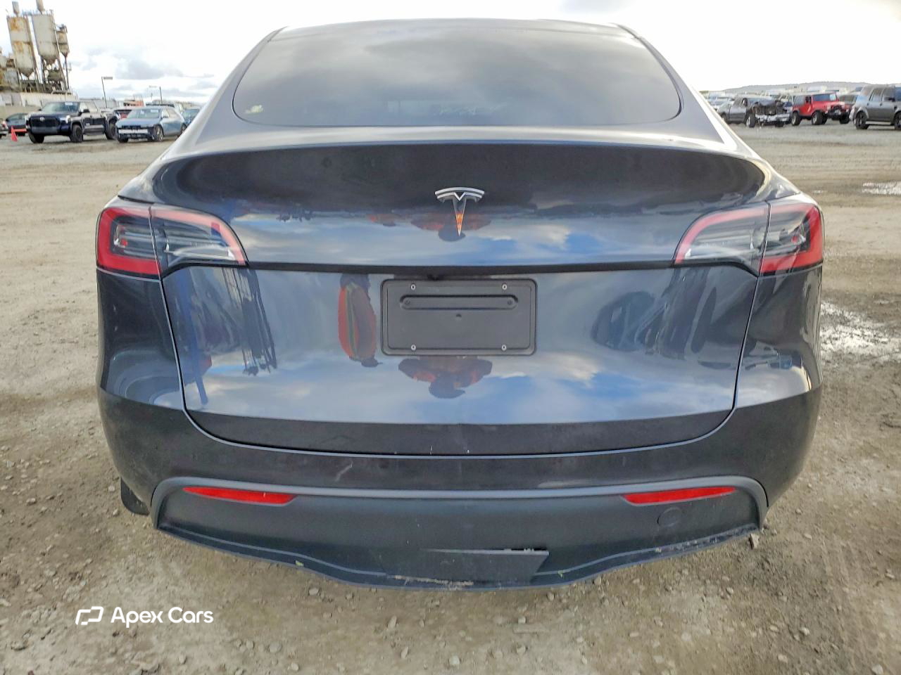 Tesla Model Y 2024