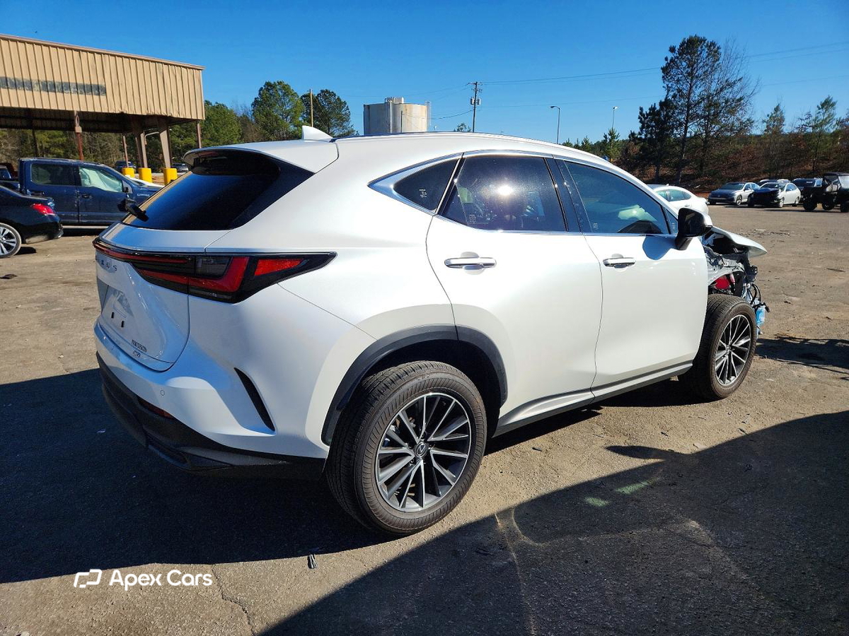 Lexus NX 2025