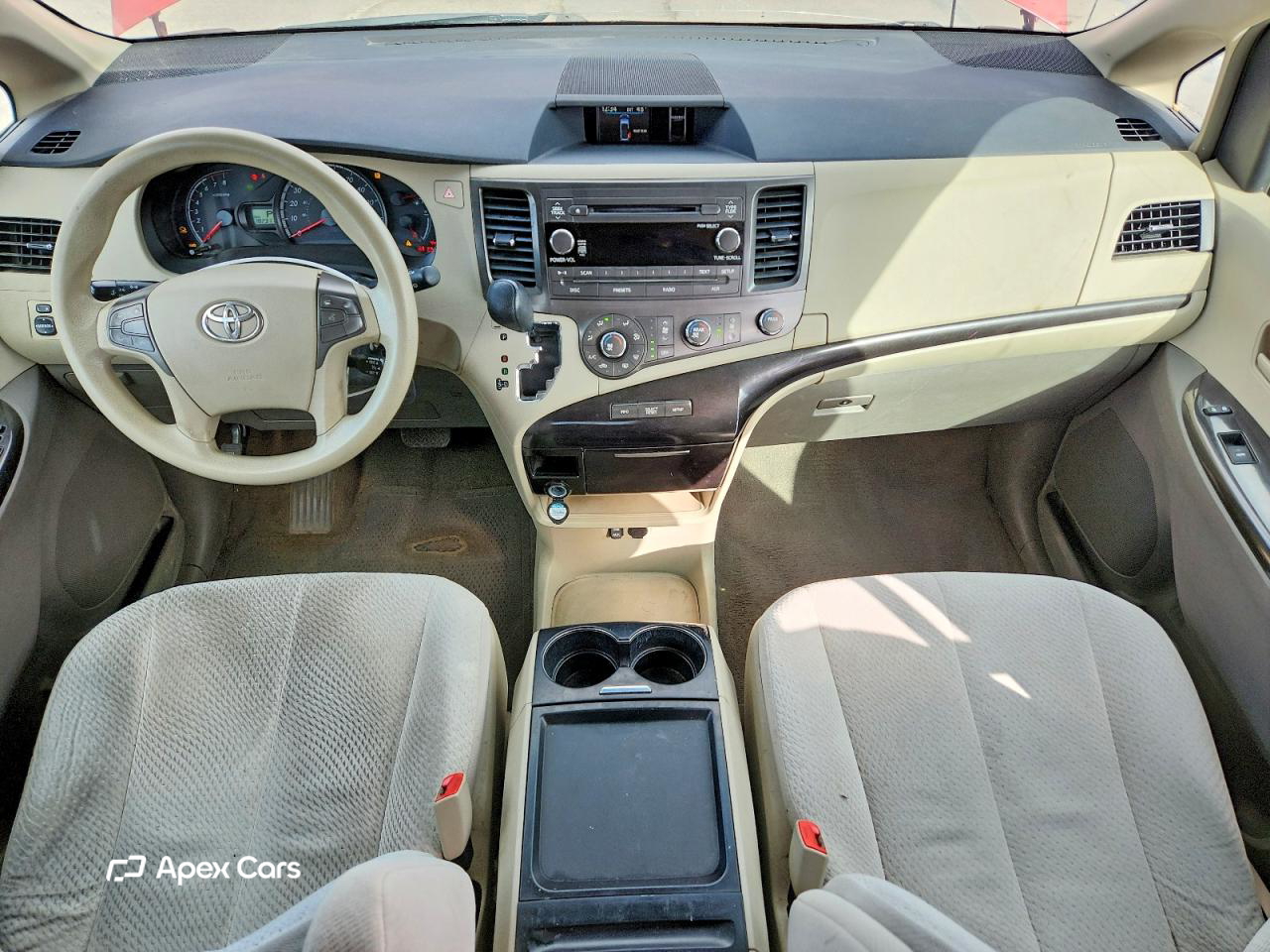 Toyota Sienna 2011