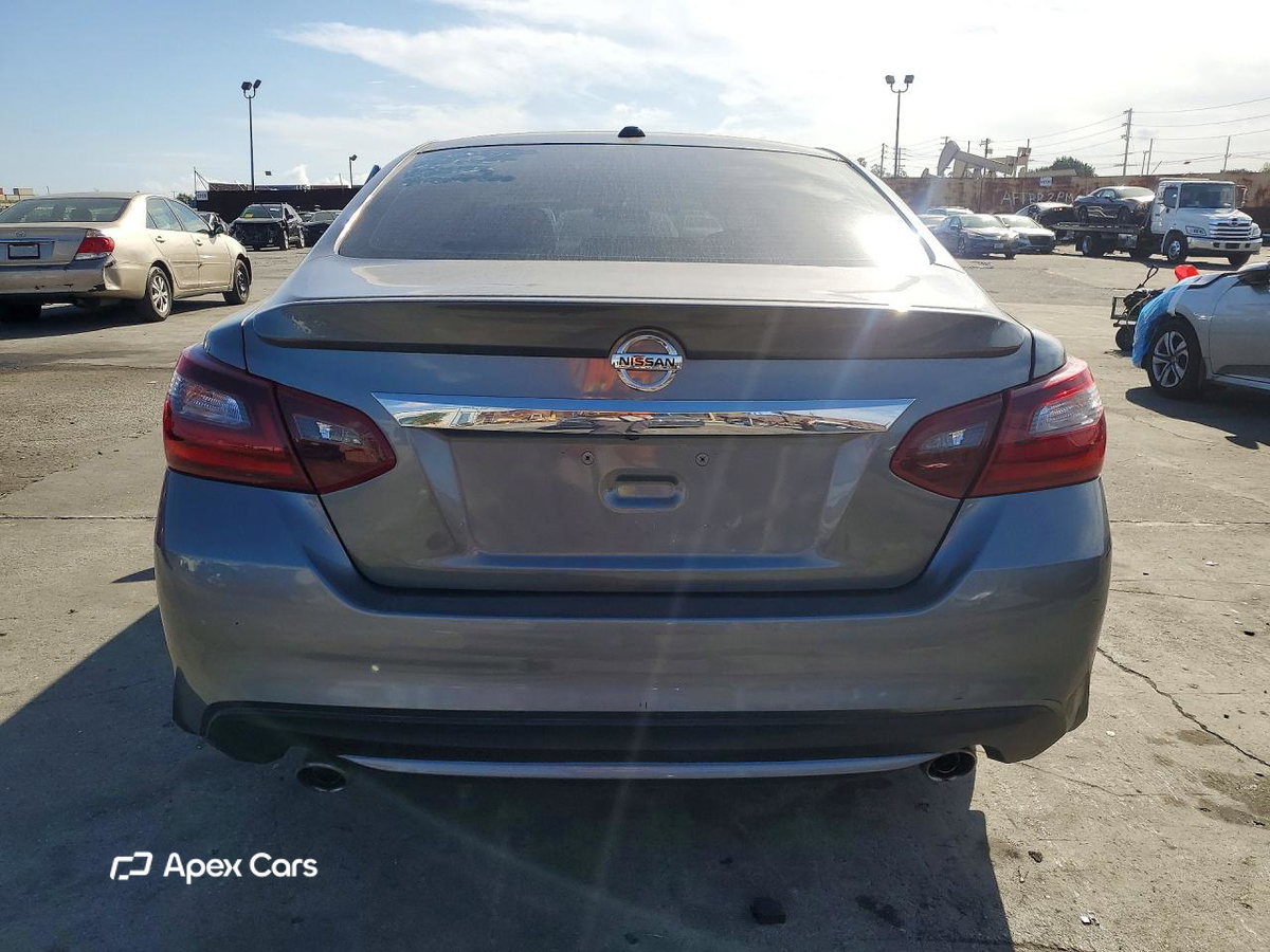 Nissan Altima 2018