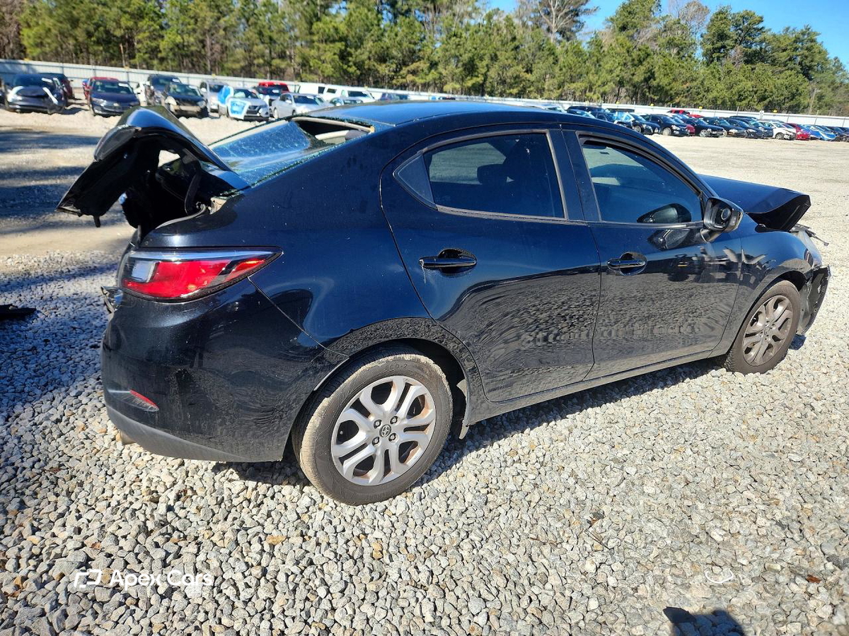 Toyota iA 2016