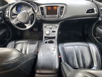 Chrysler 200 2016