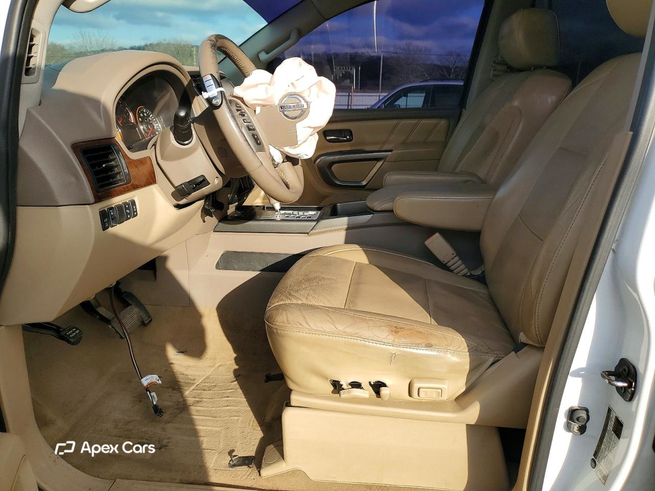 Nissan Armada 2015