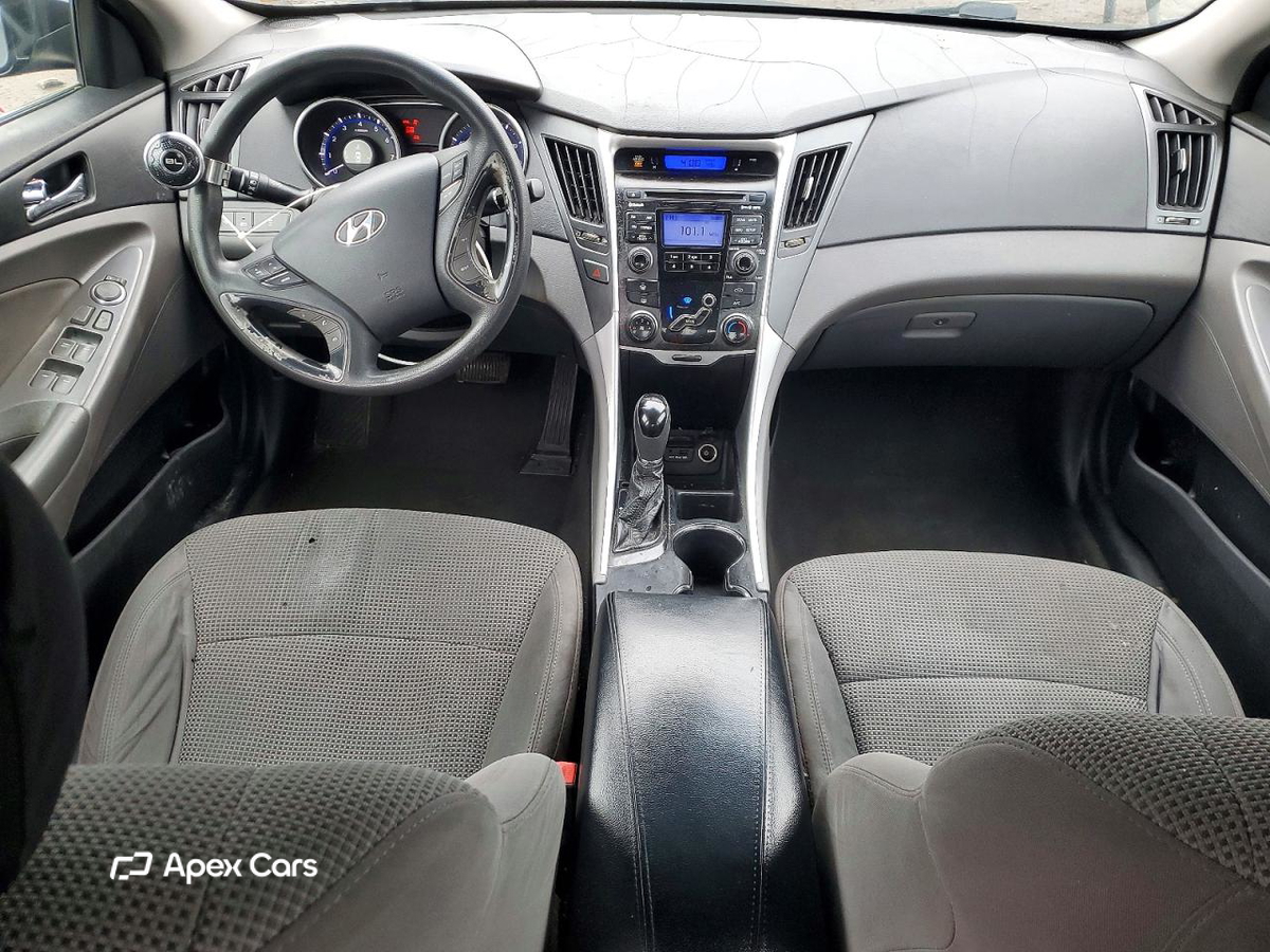 Hyundai Sonata 2011