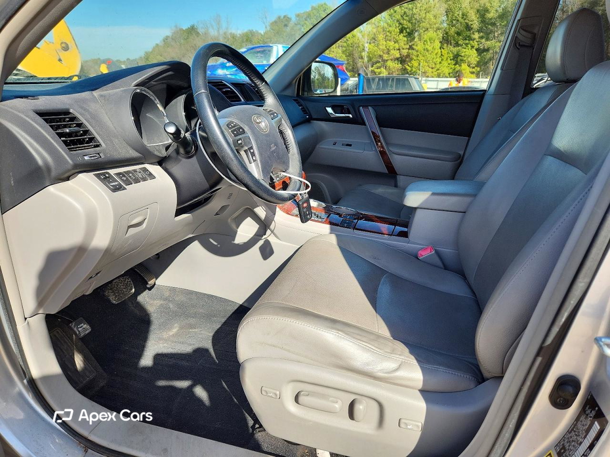 Toyota Highlander 2013
