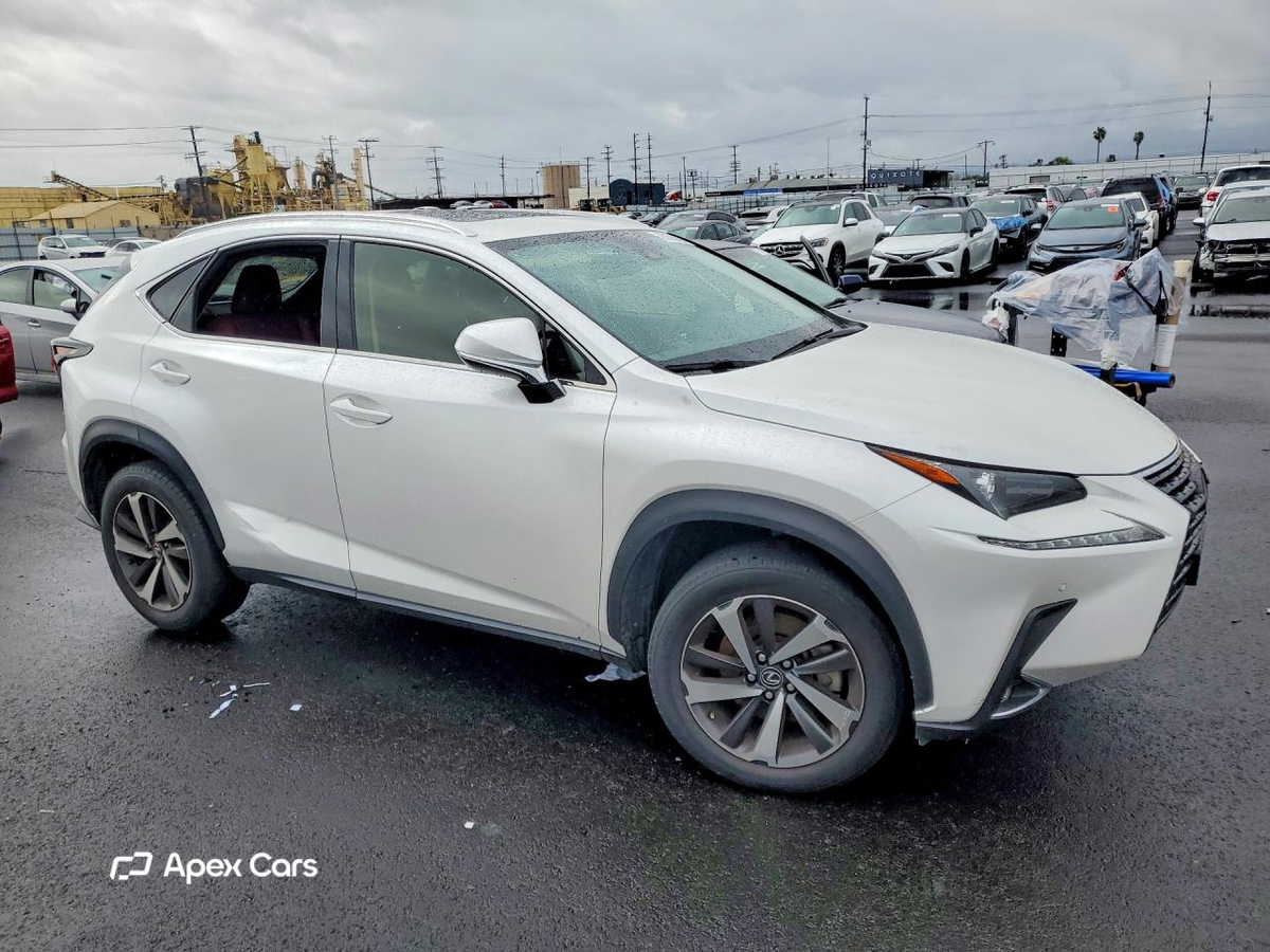 Lexus NX 2020