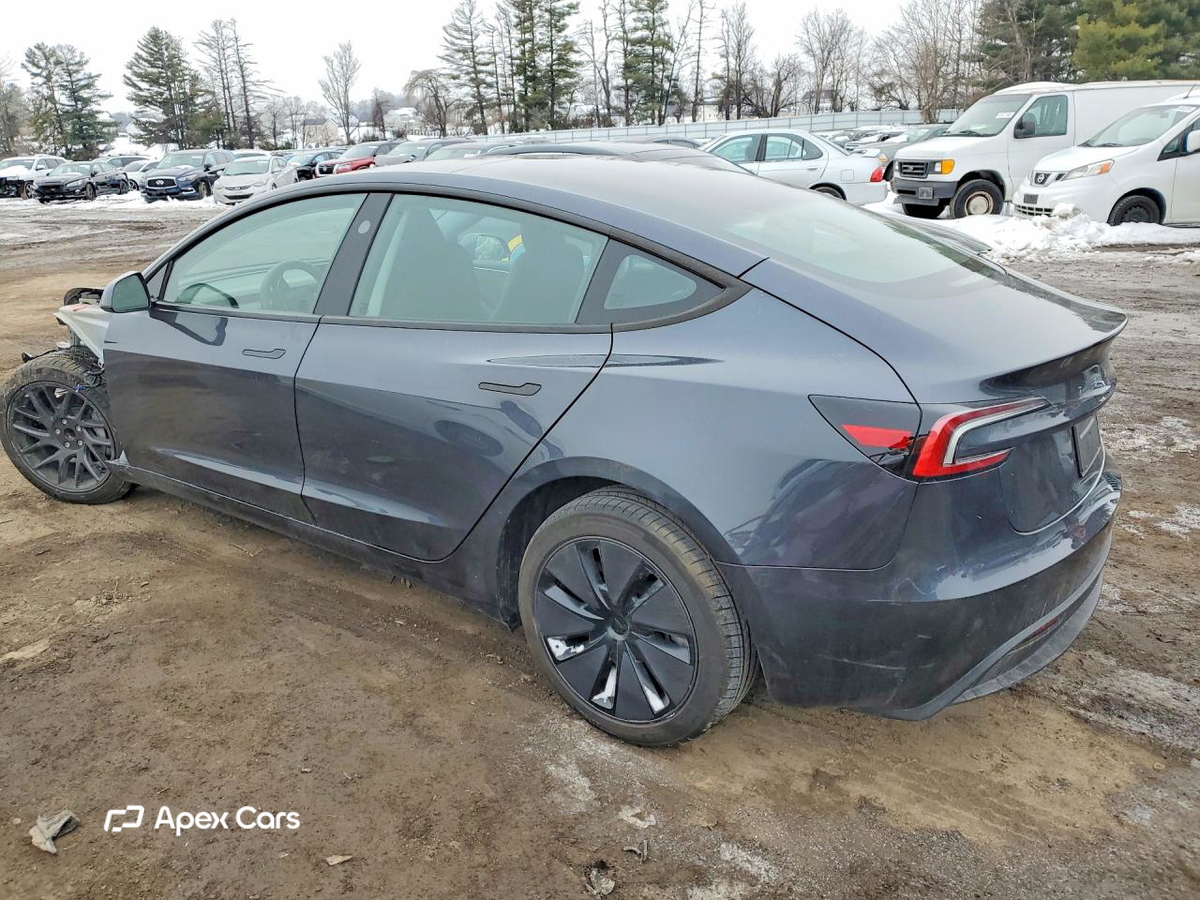Tesla Model 3 2025