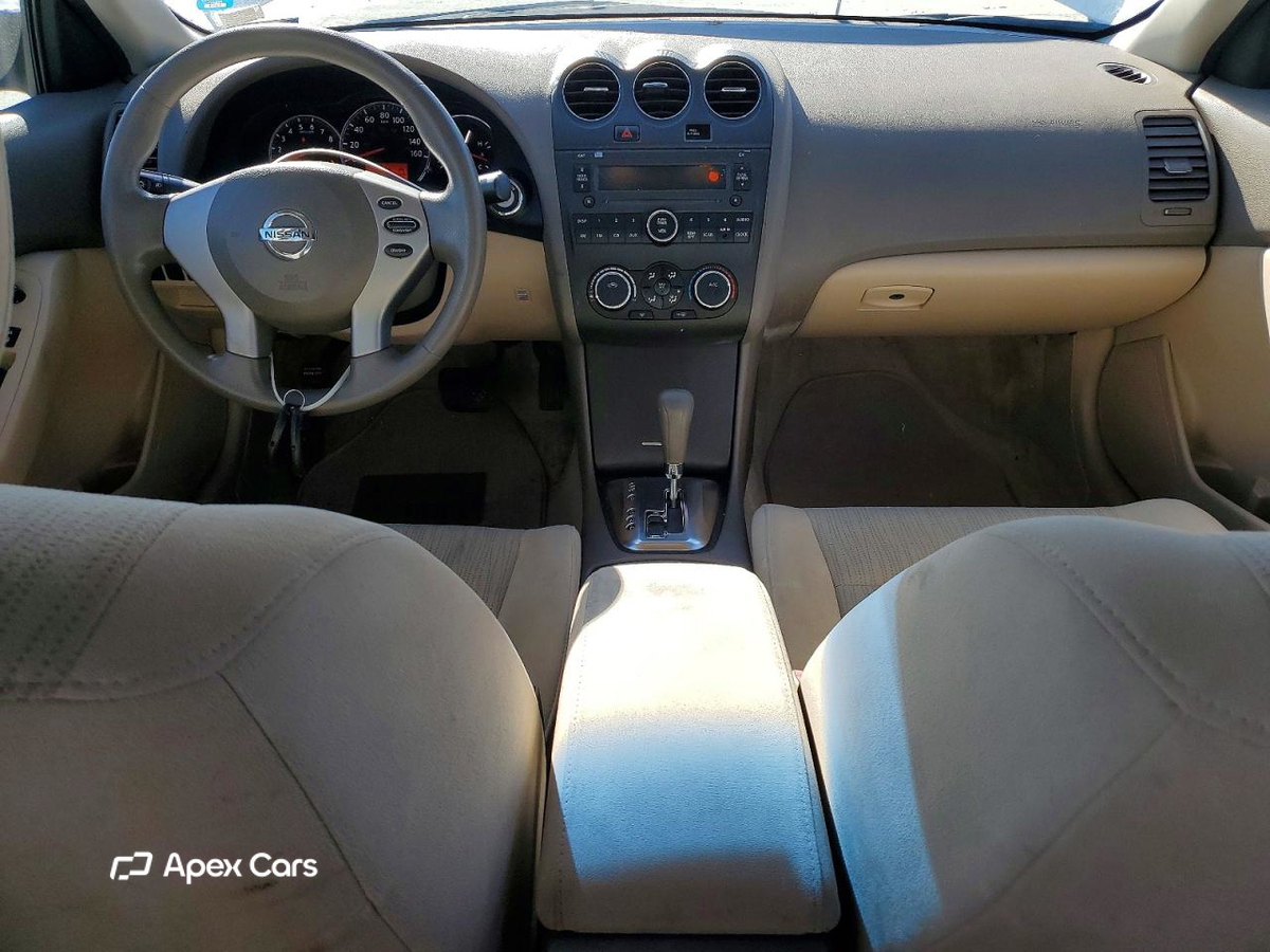 Nissan Altima 2012
