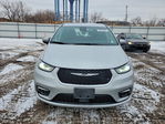 Chrysler Pacifica 2023