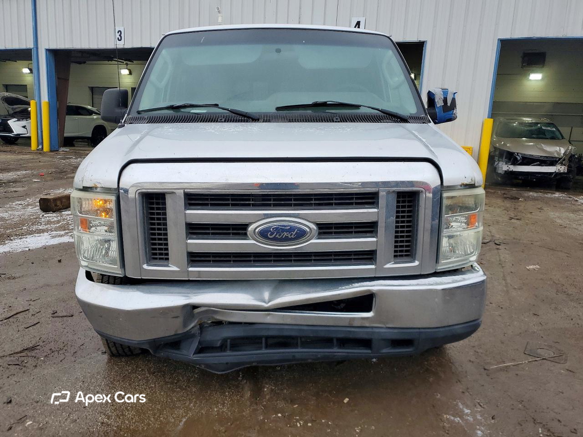 Ford Econoline 2013