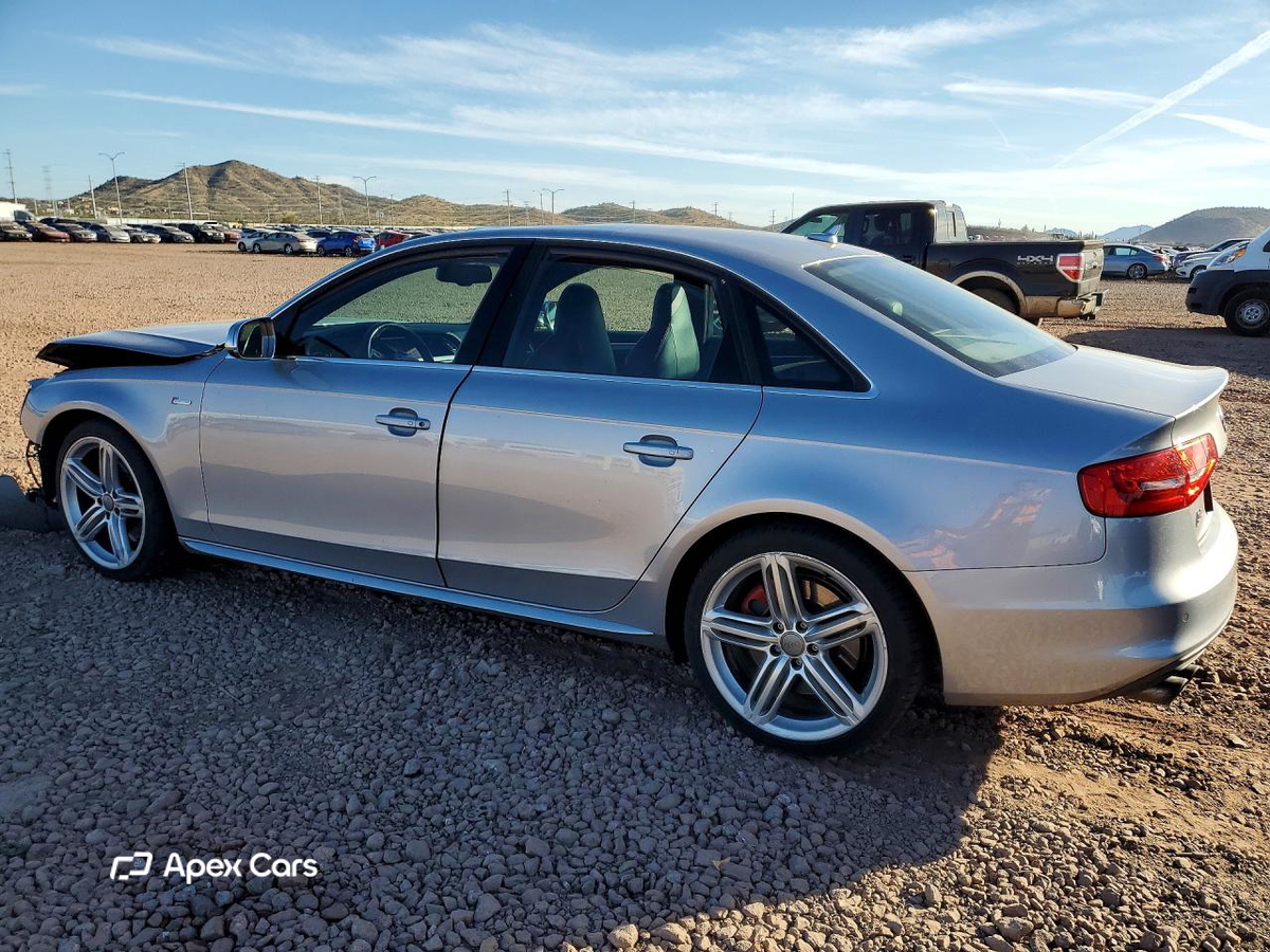 Audi RS4 2015