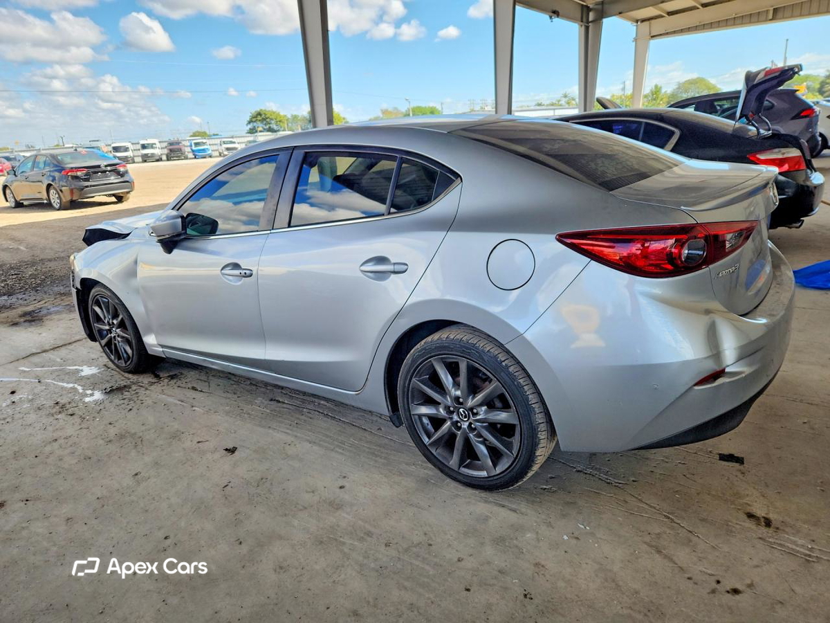 Mazda 3 2018