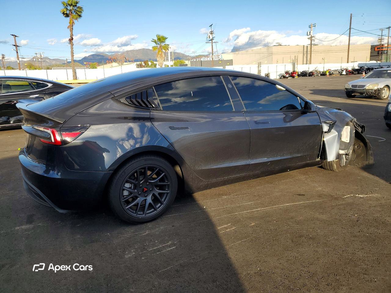 Tesla Model 3 2025