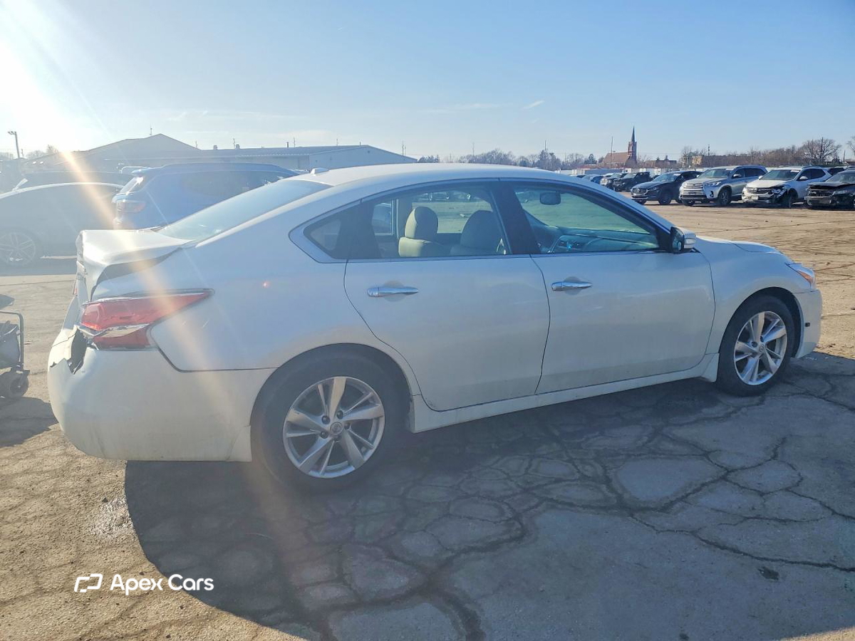 Nissan Altima 2015