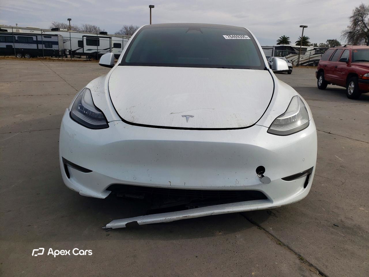 Tesla Model Y 2022