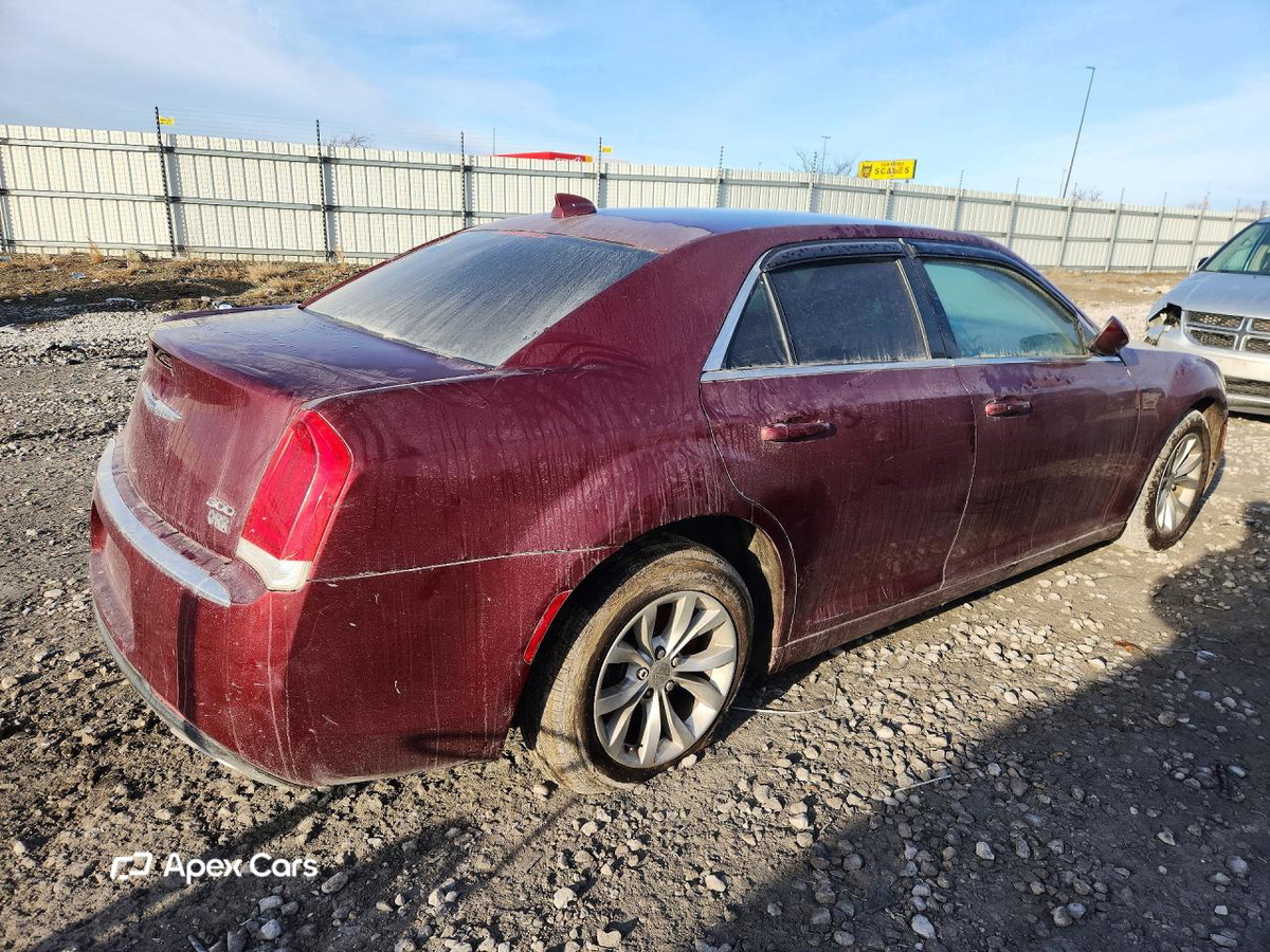 Chrysler 300 2021