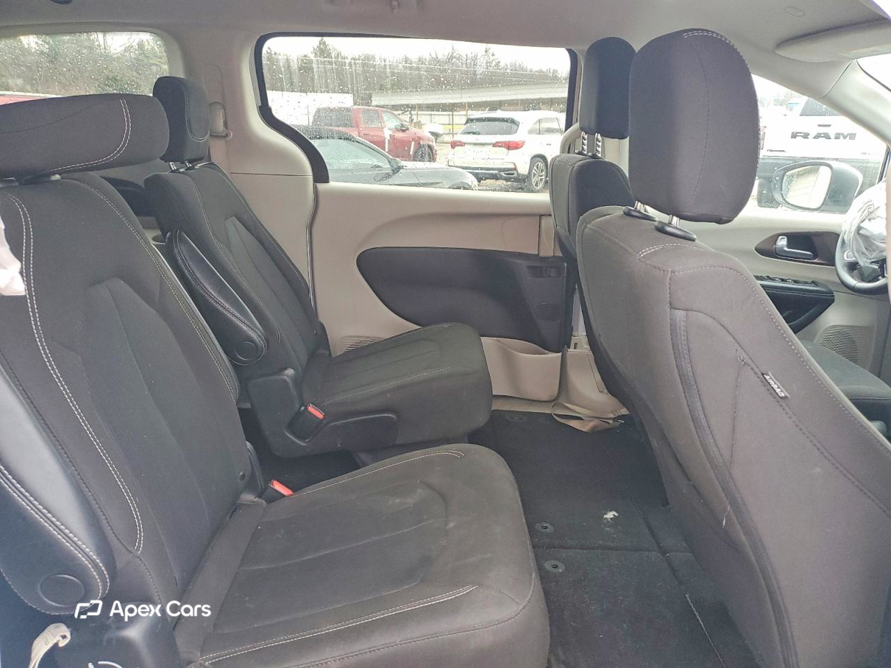 Chrysler Voyager 2022