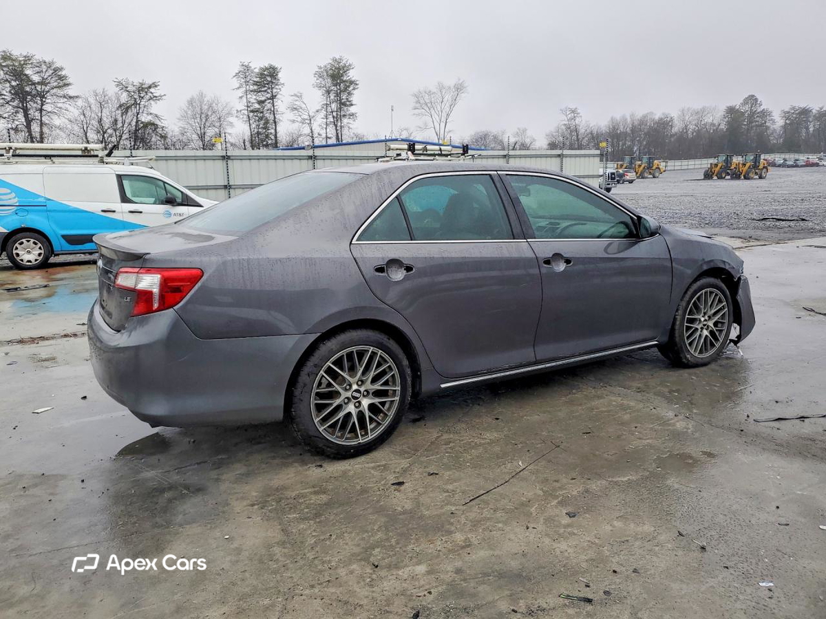 Toyota Camry 2012