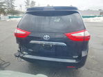 Toyota Sienna 2015