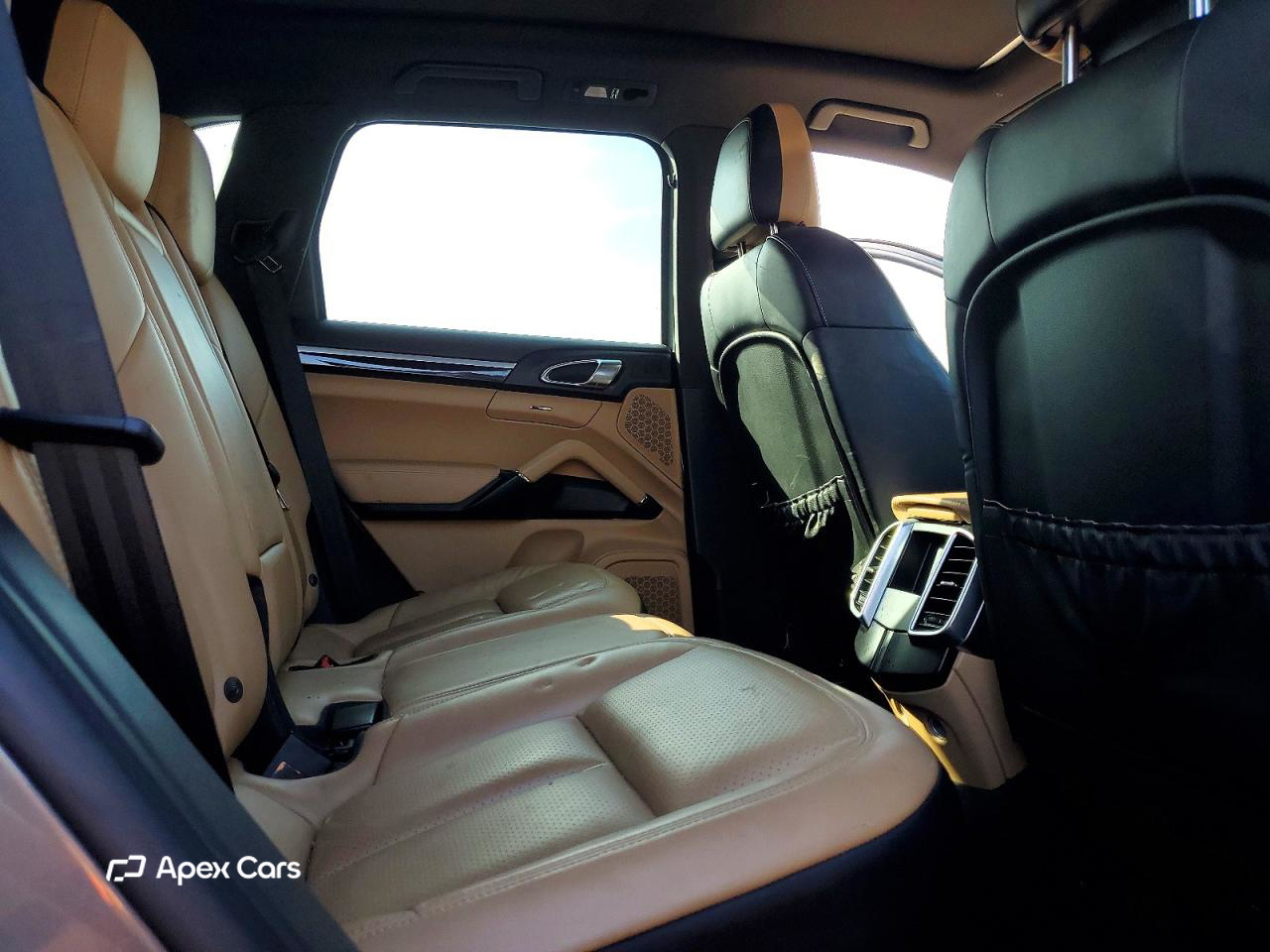 Porsche Cayenne 2016