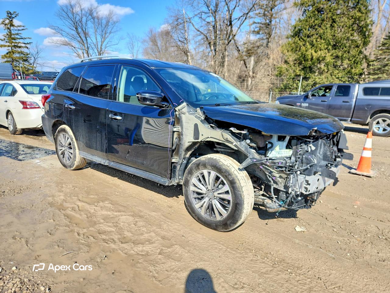 Nissan Pathfinder 2018