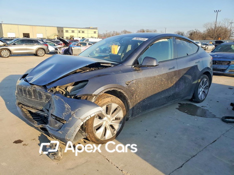 Tesla Model Y 2023 - Image 1 of 13
