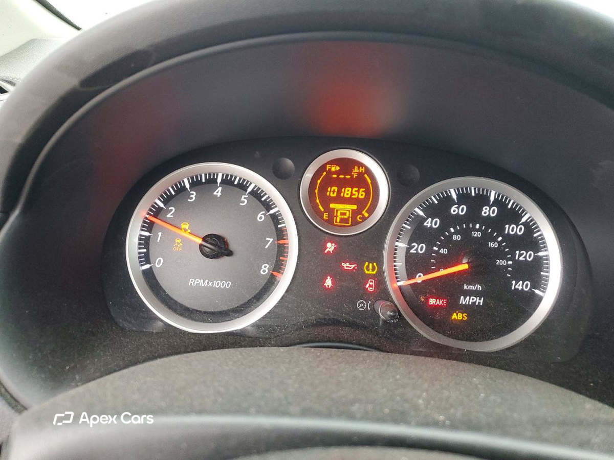 Nissan Sentra 2012