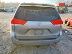 Toyota Sienna 2014