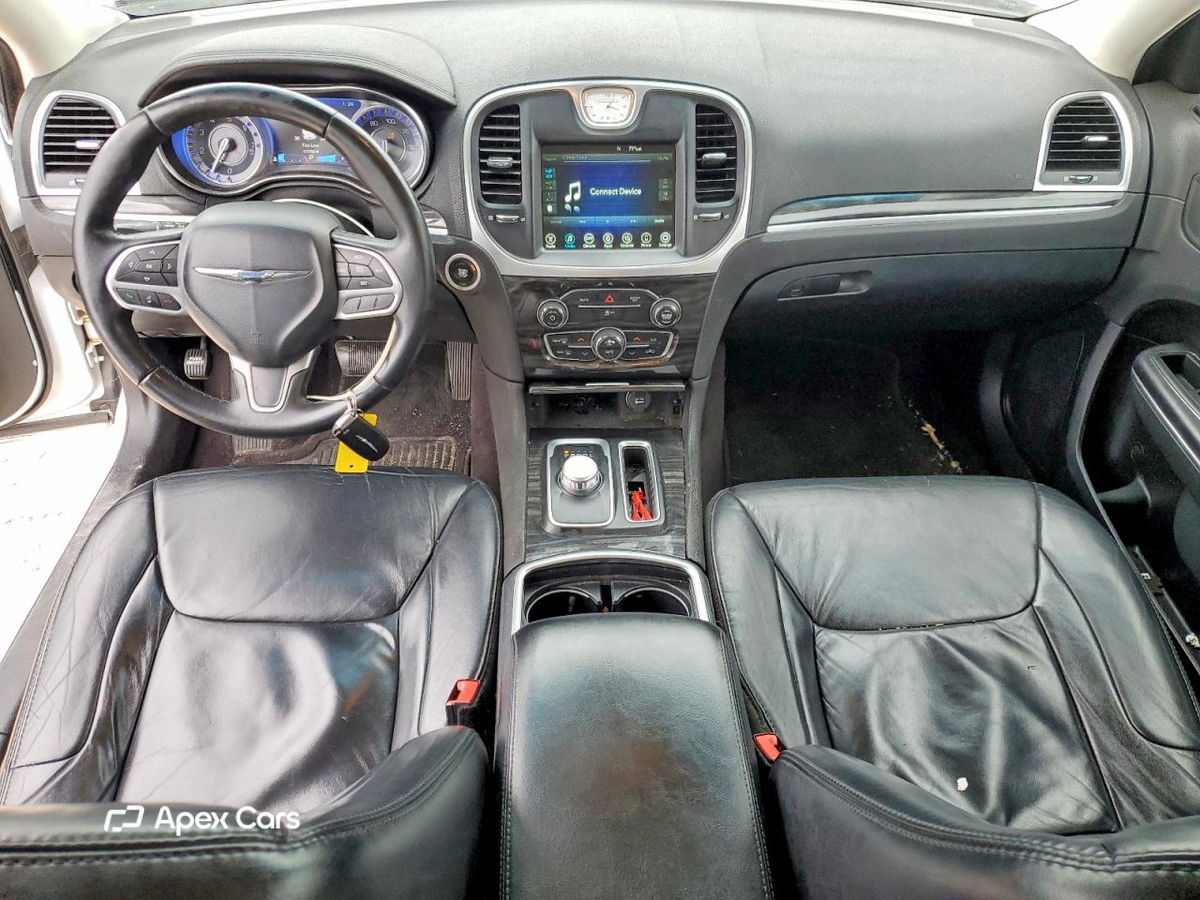 Chrysler 300 2017