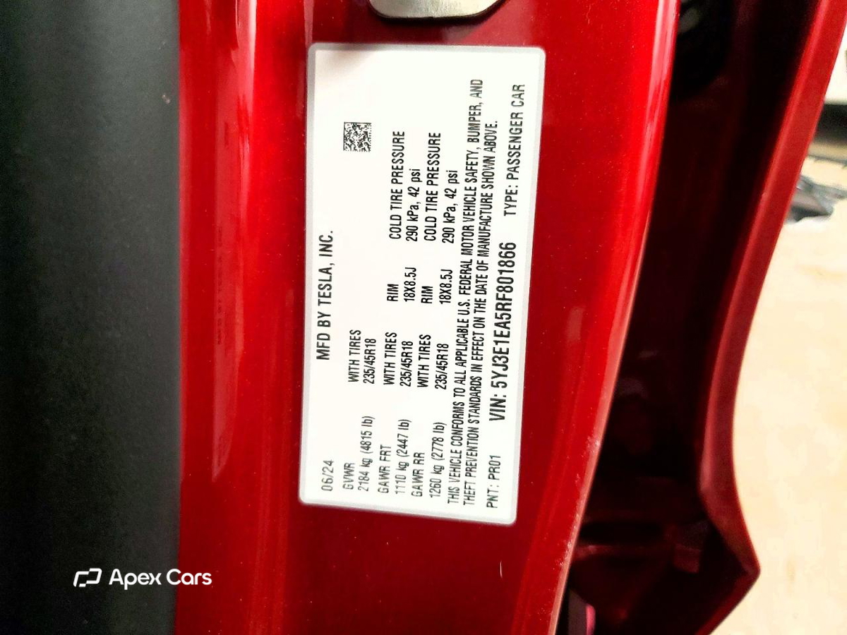 Tesla Model 3 2024