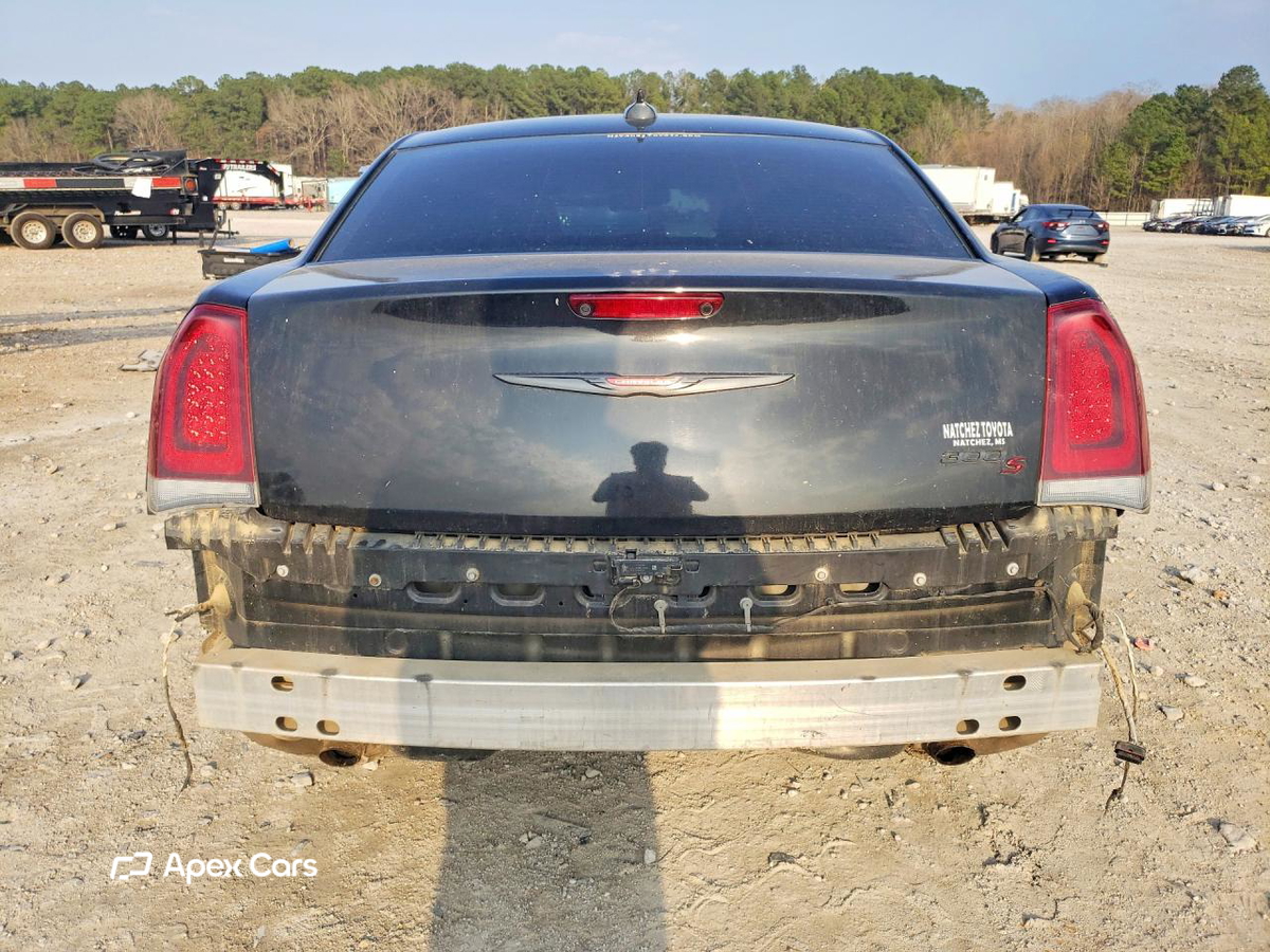 Chrysler 300 2021
