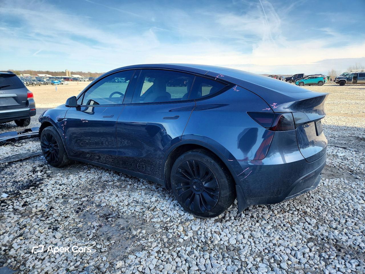 Tesla Model Y 2022