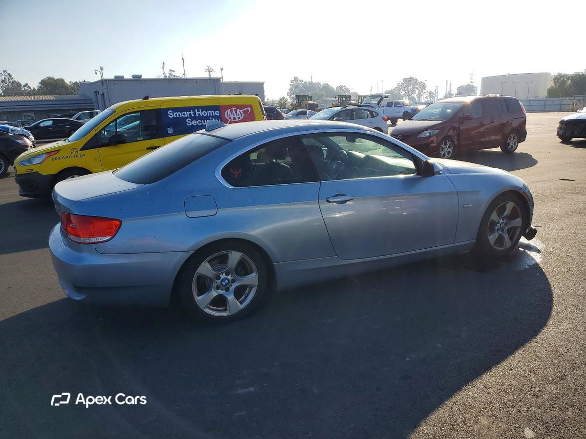 BMW Series 3 2009