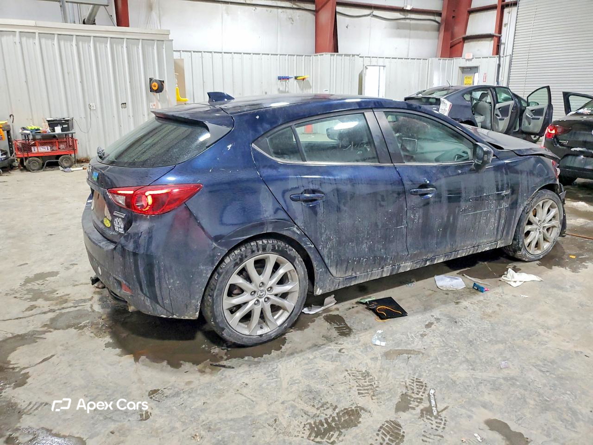 Mazda 3 2015