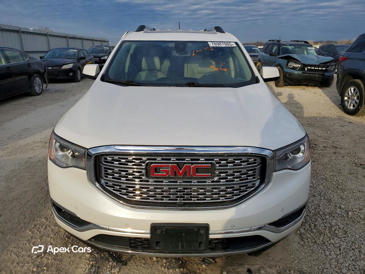 GMC Acadia 2017