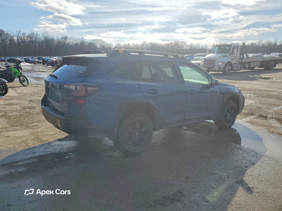 Subaru Outback 2025
