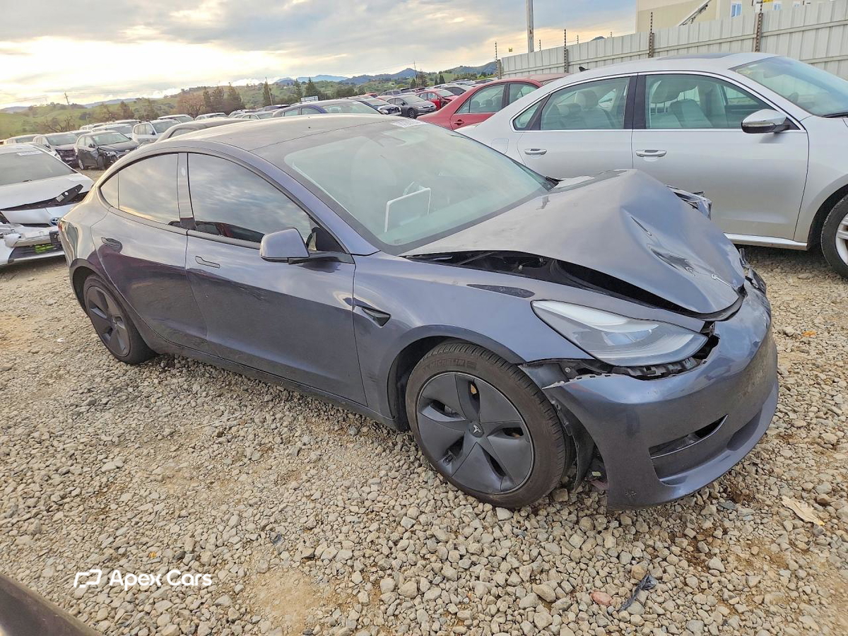 Tesla Model 3 2023